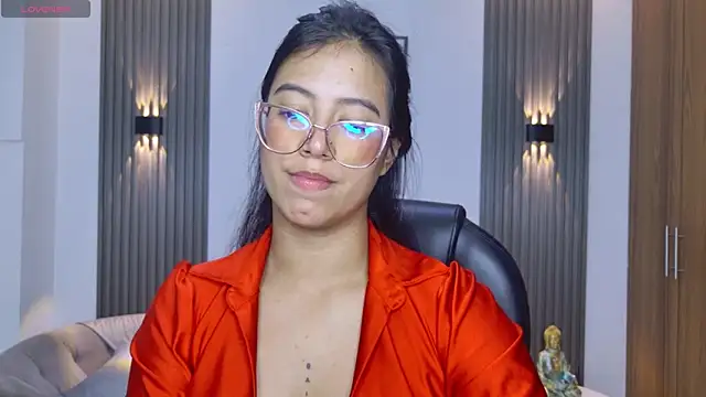 raven_stonee Adlı Modelin Canlı XXX Sohbeti