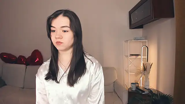 ShanaYock Chat XXX live