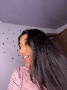 Chat XXX ao vivo de SharaRous