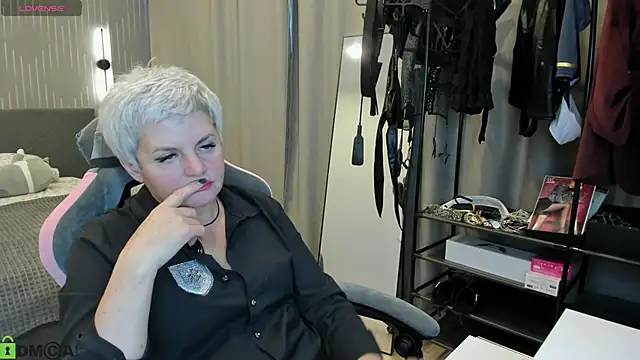 Chat XXX ao vivo de Linda_Zef1r