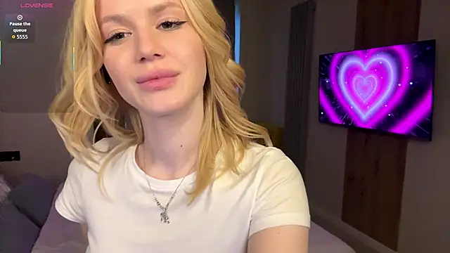 moonavelle Live XXX-chat