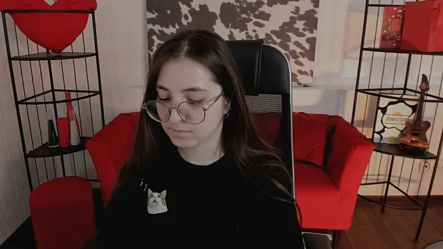 VirtuallVoyant 라이브 XXX 채팅