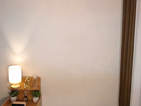 Show modela asian_dai na web-kameri