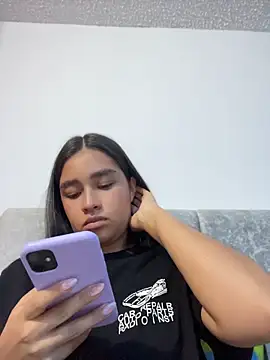 Chatroom XXX en direct de I_Samanthaa