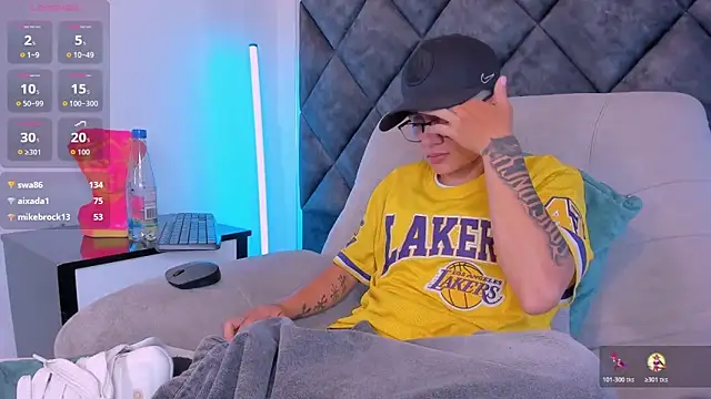 _Eternal_ élő XXX-chatje