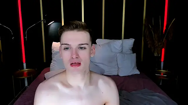 Lucas_Moran Pertunjukan Webcam