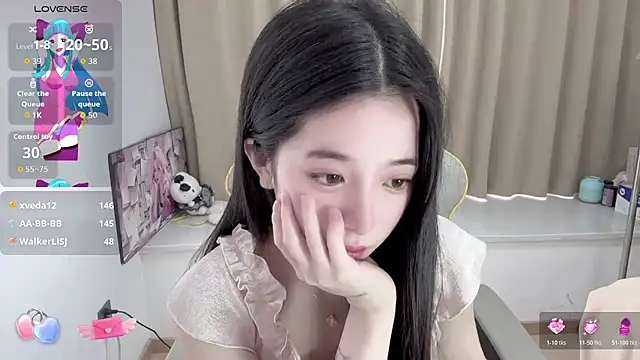 Chat XXX en directo de OiOi-666