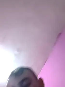 bigcockwhite777のウェブカメラショー