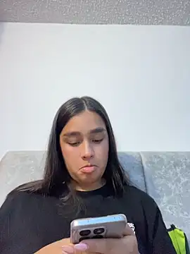 دردشة I_Samanthaa الجنسية المباشرة