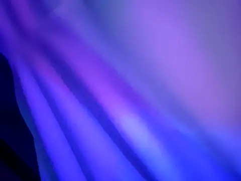 Pokazy przed kamerką – chronic_vibez