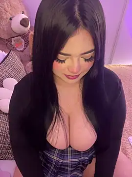 Mericute_ élő XXX-chatje