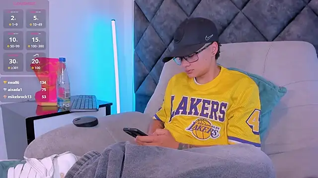 XXX chat uživo modela _Eternal_