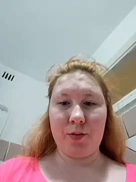XXX chat uživo modela MiaKissy