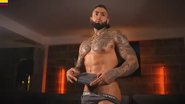 Eros_Dark_ Adlı Modelin Web Kamerası Şovu