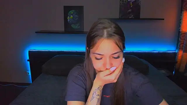 AlexaBarkley: онлайн-секс-чат