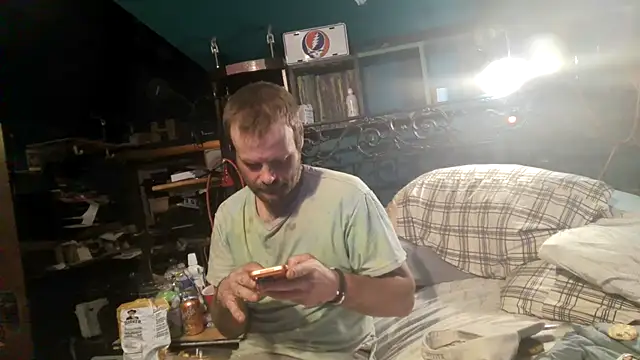 charactrzero: απευθείας συνομιλία ΧΧΧ