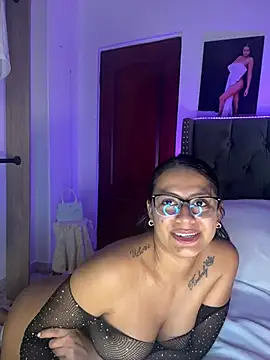 XXX chat uživo modela ema_zoe