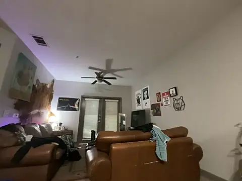 ash10alex's Webcam Show