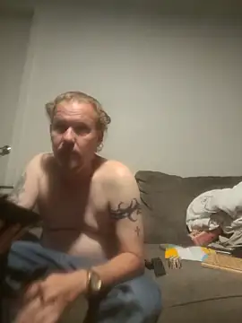 Chat XXX ao vivo de yourMasterisBored