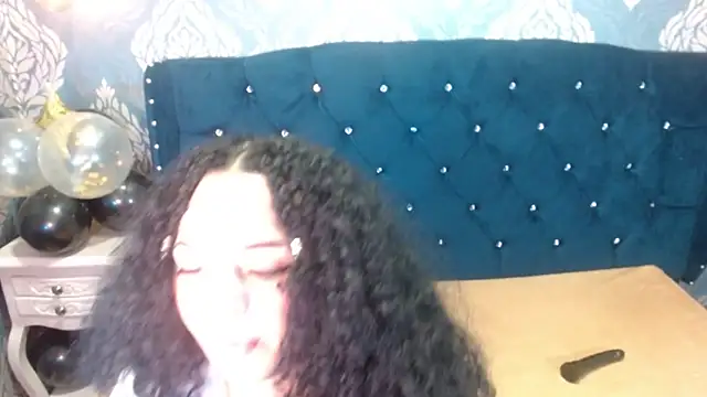 XXX chat uživo modela Sofiacowperx