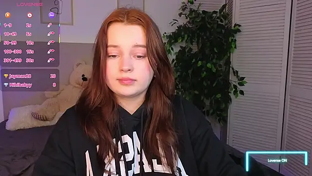 Cute_kitty- Live XXX-Chat