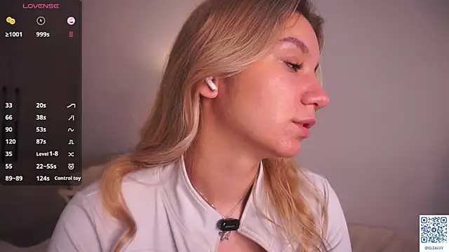 BrynnHolverson live XXX chat