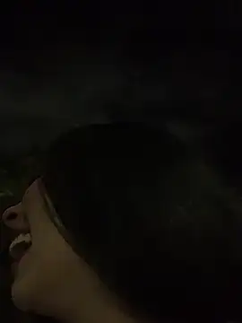 Dannii-: вебкам-шоу