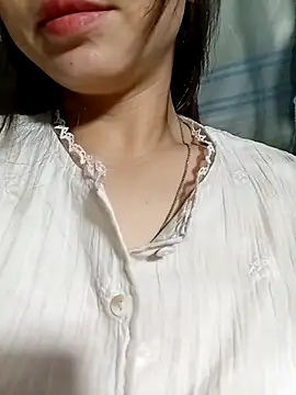 Mirra-aa – Live XXX-chat