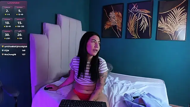 Adrienne__ – Live XXX-chat