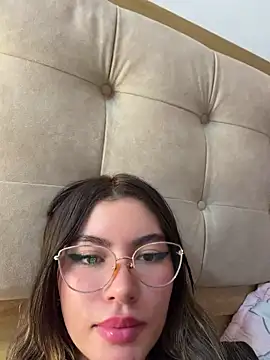 Your_Honeey 网络视讯表演