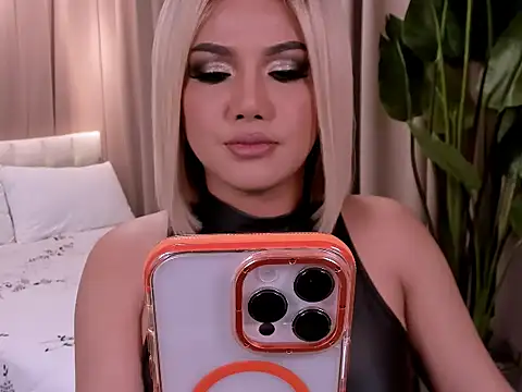 Chat +18 de wildbelladonnats ao vivo