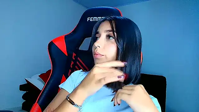 Rousse_violett Live XXX Chat