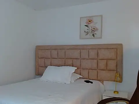 natachayons' Webcam Show