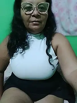 Amarantha25's Live XXX Chat