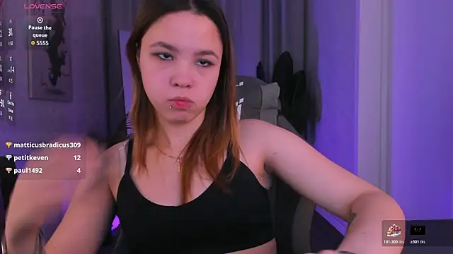 Lori_Bllossom's Webcam Show