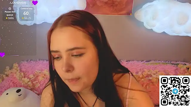 Živý XXX chat Alis_Platt