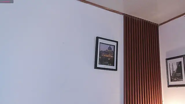 Chat +18 de angeli_sexi ao vivo