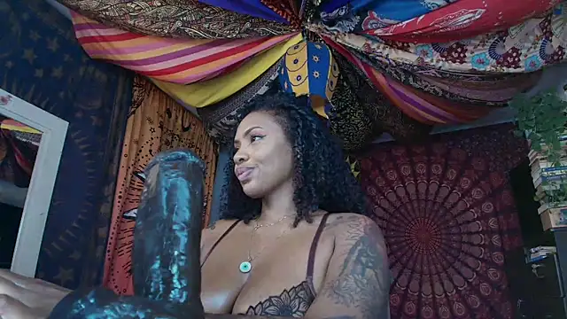 Chatroom XXX en direct de ElizaGrey_