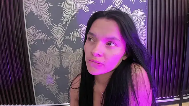 XXX chat uživo modela _shantal_smith