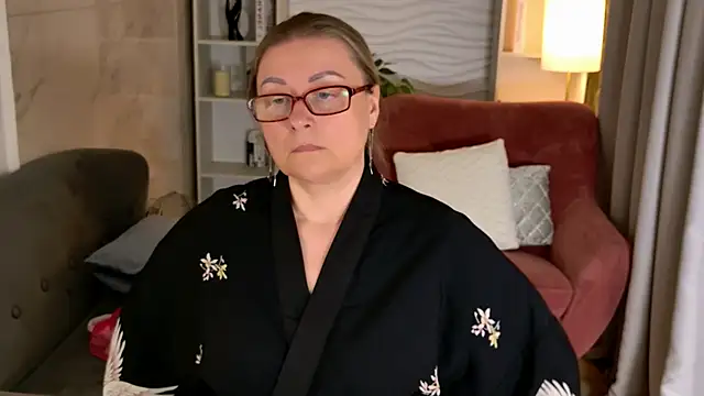 Chatroom XXX en direct de Alexandra_Kind