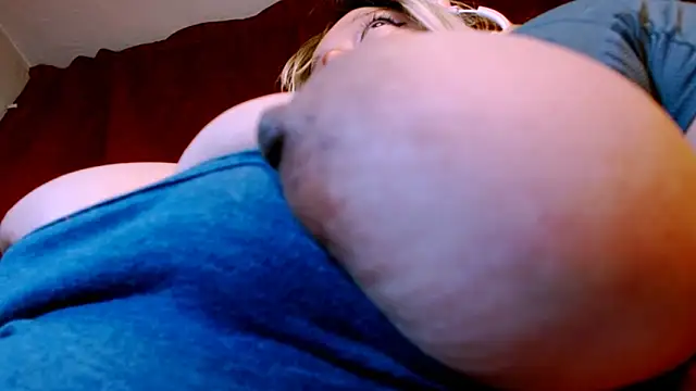 Honey_Lucy1 网络视讯表演