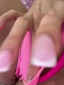 BettyBlondy Chat XXX live