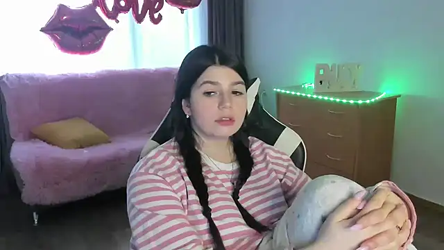 KisaModeln Live XXX chat