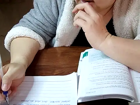 Czat XXX na żywo – AngelwithEcup