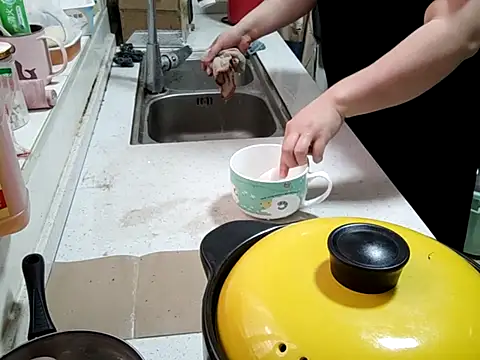 AngelwithEcup: απευθείας συνομιλία ΧΧΧ