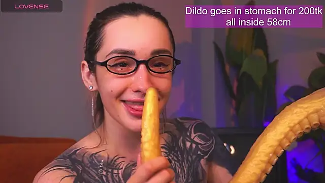 EvaCanton 即時 XXX 聊天