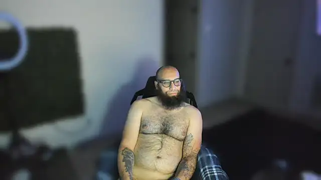 MastaWolfy 即時 XXX 聊天