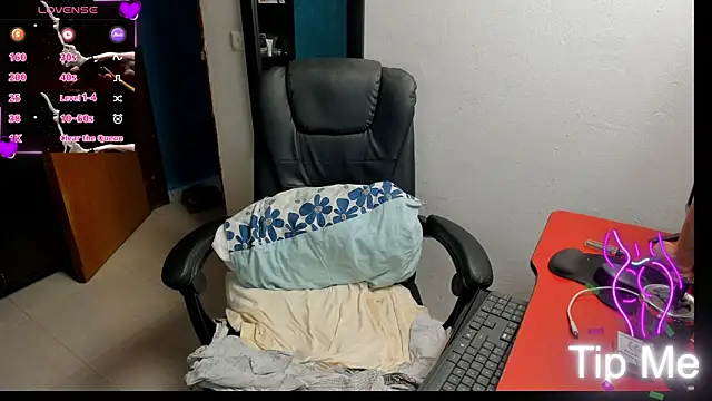 Chat +18 de peanut_tangerine ao vivo