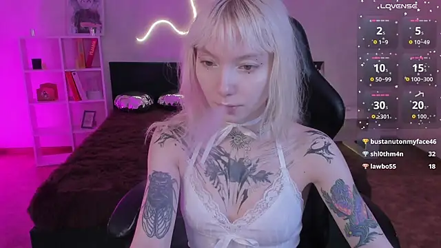 Chat +18 de tattoo_art_baby ao vivo