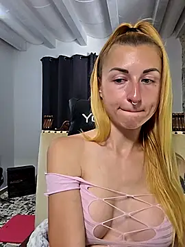 kylie_blck Chat XXX in diretta